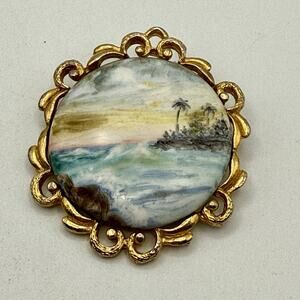 Vintage Scenic Beach Palm Tree Painted Ceramic Cabochon Gold Brooch